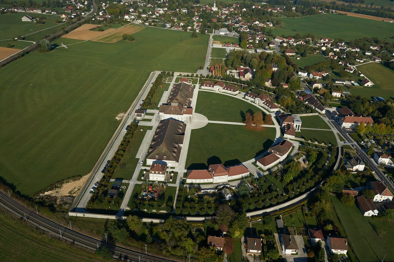 Monuments Salines Royales d'Arc-Et-Senans BI-0191